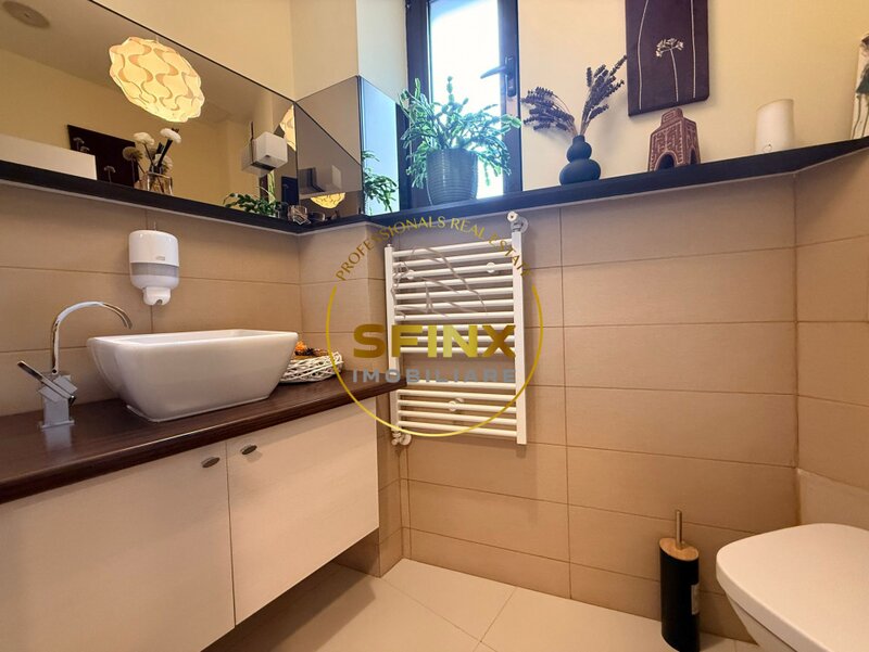 Cotroceni, 7 camere, constructie 2008.